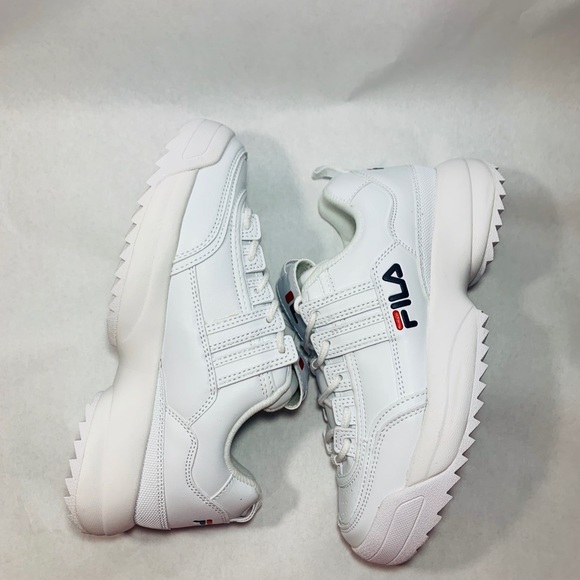 Womens Fila Athletic Shoe White Dogwood - Picture 7 of 7